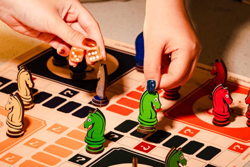 Hoạt động cờ cá ngựa vui xuân tại nhà hàng Pizz.Á